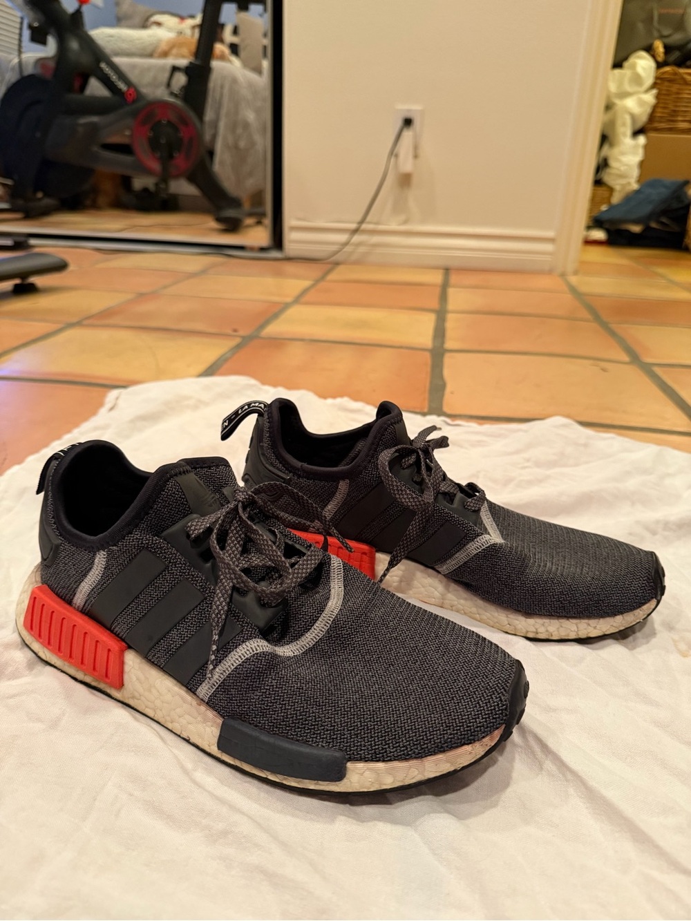 adidas NMD R1 Shoes - Wool/Dark Grey/Solar Red (S31510)